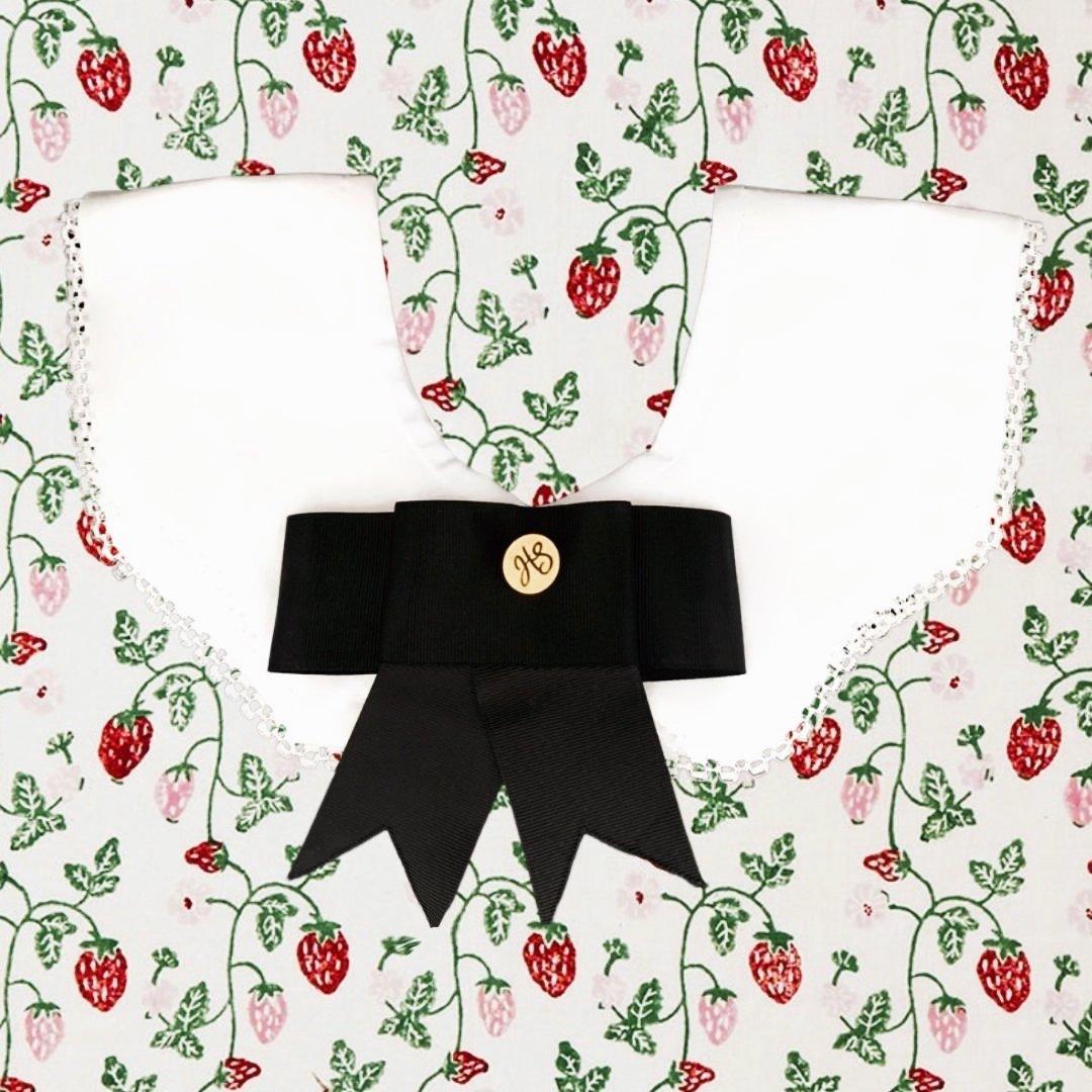 Classic white collar with a detachable HS bow brooch Hannah Sophia England 